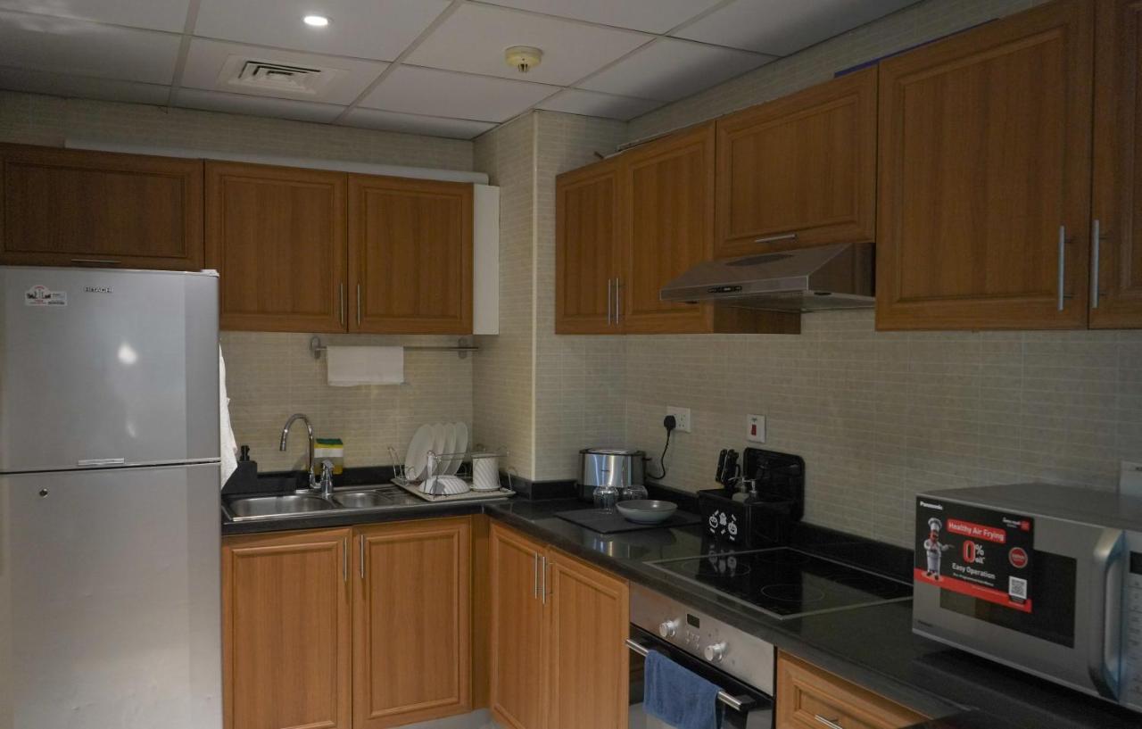 Step Into Serenity - Discover Modern Living In 1Br Apartment With Panoramic Views In Dubai Marina Near Jbr Walk, Beach And Bla Bla Club Ngoại thất bức ảnh